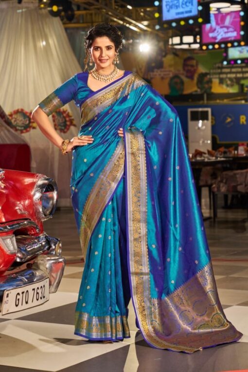 Jimmy Choo Saree Myntra - Image 2