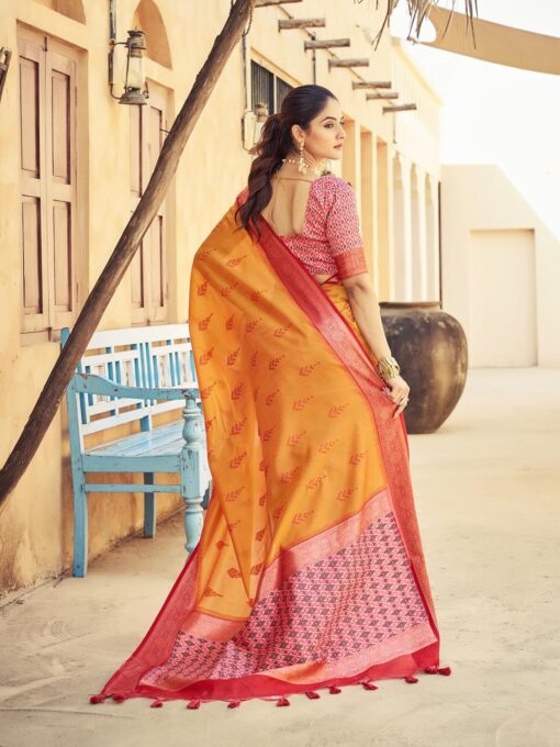 SWORNOF Women's kanjivaram banarasi silk saree Zari Woven for festival Wedding silk with rich pallu Design sarees for women with Unstitched blouse piece - Kancheepuram Vrk Silks - Image 6