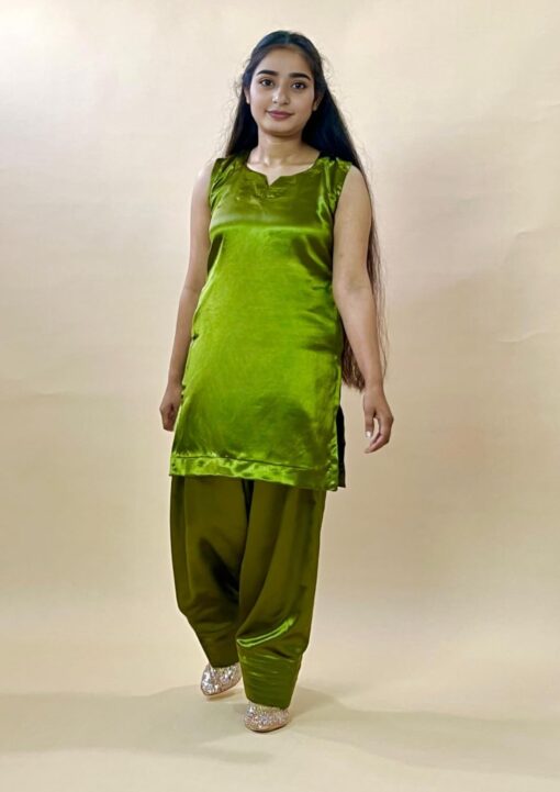 Farshi Salwar Suit Hania Amir - Image 6