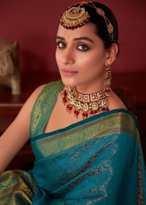 SWORNOF Women's kanjivaram banarasi silk saree for Patola festival Wedding silk with rich pallu Design sarees for women with blouse piece - Kancheepuram Vrk Silks Hyderabad - Image 4