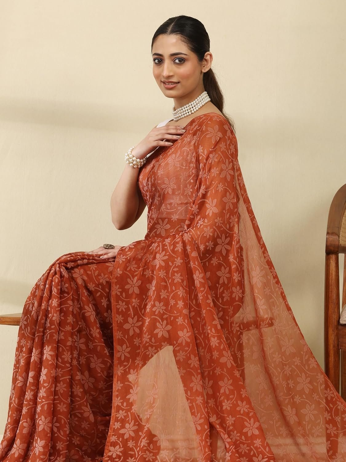 Garden Vareli Lock Chiffon Floral Saree - Jimmy Choo Saree Myntra Wholesale - Image 4