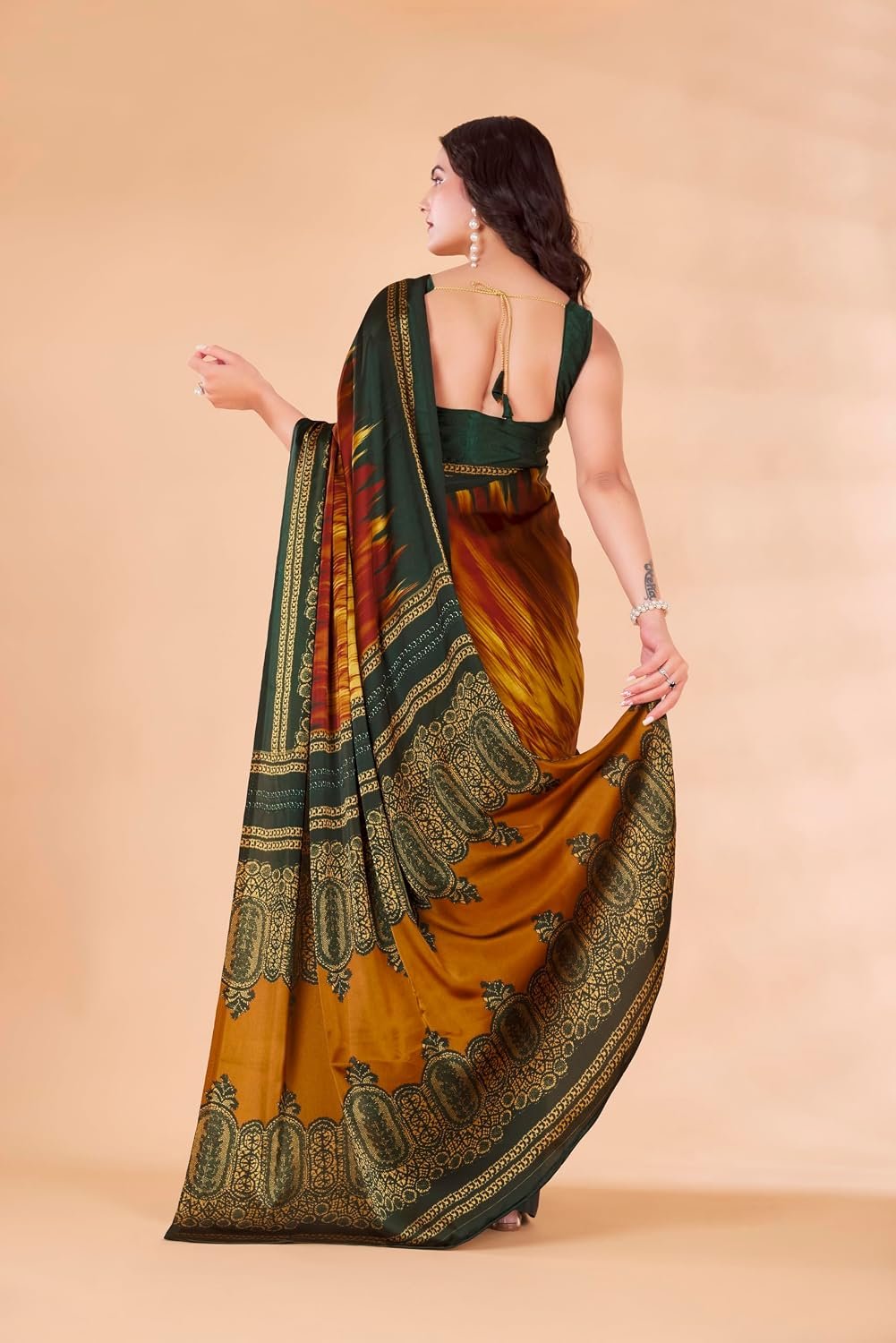Garden Vareli Satin Crepe Saree With Unstitched Blouse Piece - Jimmy Choo Saree Price For Wedding - Image 2