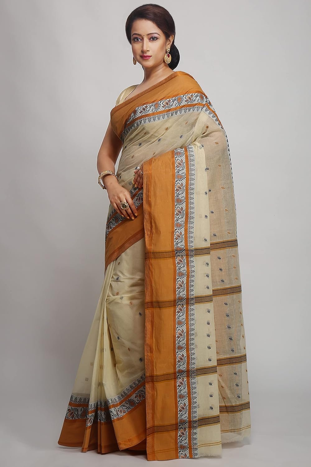 WoodenTant Women's Tant Pure Cotton Saree Without Blouse Piece - Jimmy Choo Saree Under 1000 For Weddings - Image 3