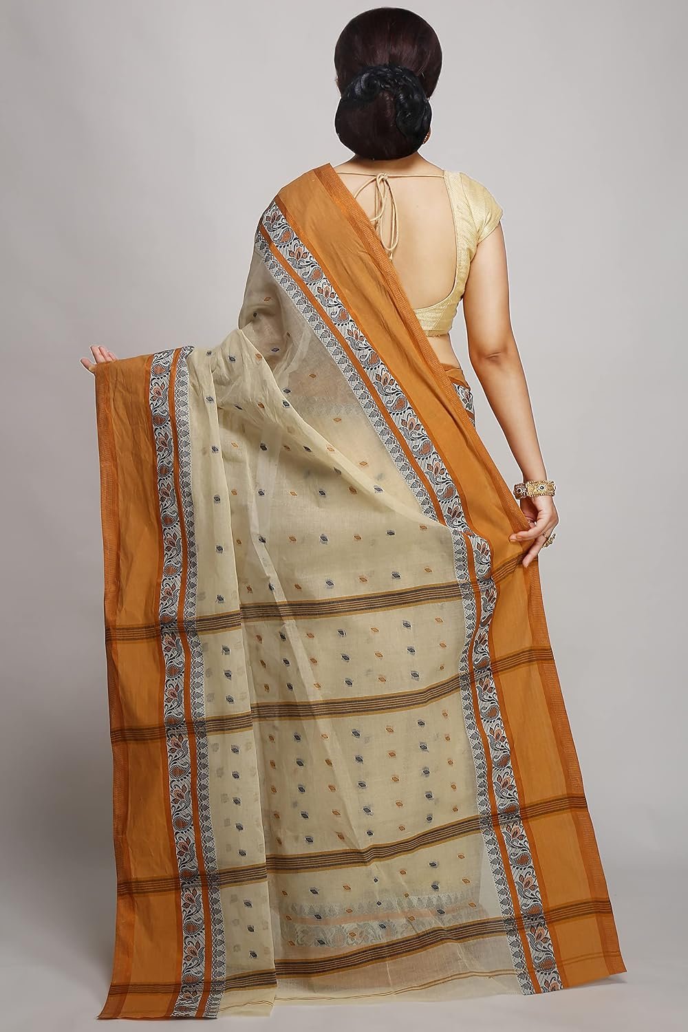 WoodenTant Women's Tant Pure Cotton Saree Without Blouse Piece - Jimmy Choo Saree Under 1000 For Weddings - Image 2